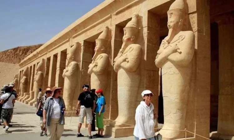 المصرية لشباب الأعمال: رفع دير «أبو مينا» من قائمة التراث العالمي المهدد بالخطر انتصارا وطنياً