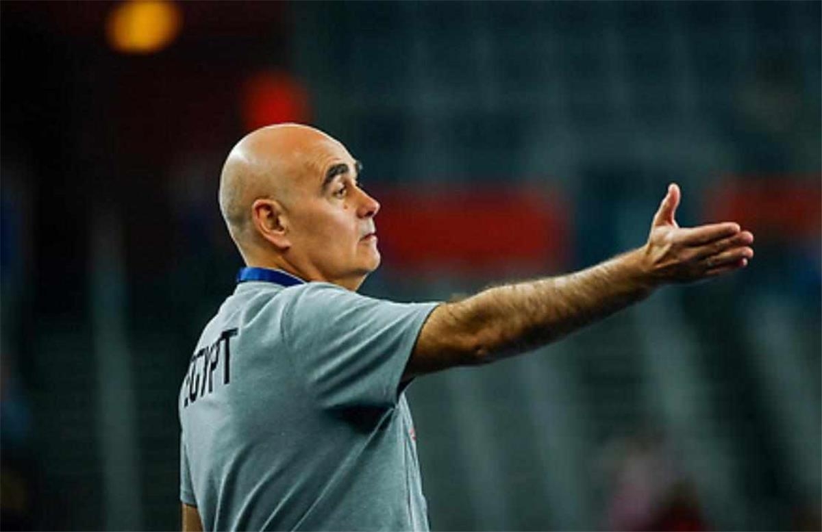 اتحاد اليد يوجه الشكر لـ باستور مدرب منتخب مصر