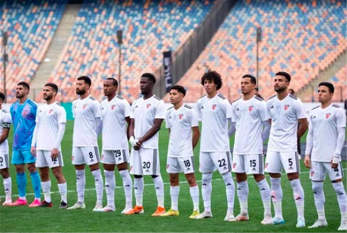 بتروجيت يرد على أنباء مفاوضات الأهلي والزمالك لضم ثلاثي الفريق