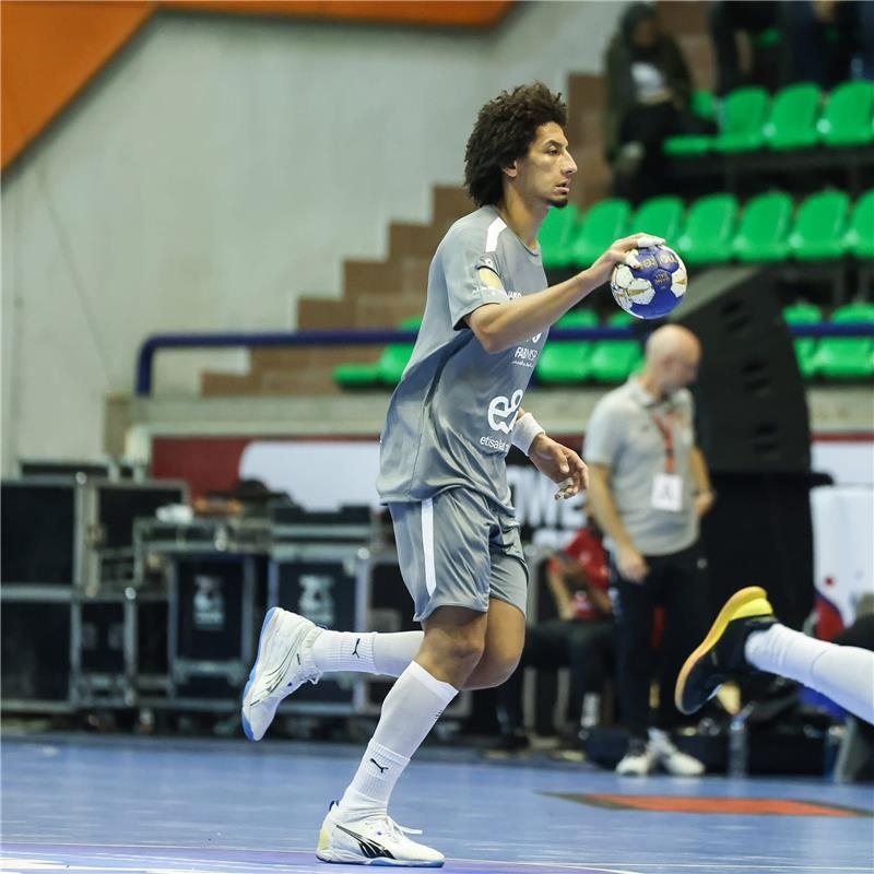 الأهلي يفوز على الجيش الملكي في ثاني مبارياته بـ كأس الكؤوس الإفريقية لكرة اليد
