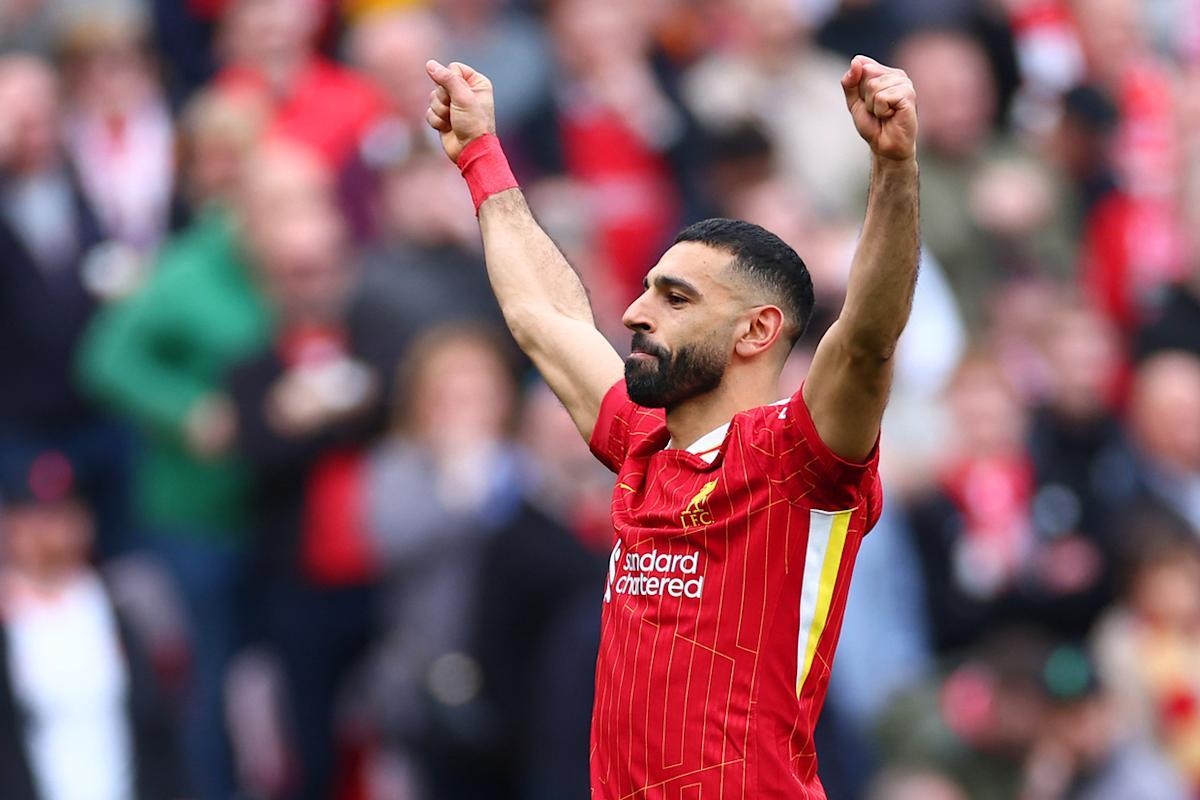 للتصويت.. محمد صلاح ضمن المرشحين للتشكيل المثالي في الدوري الإنجليزي 2024/25