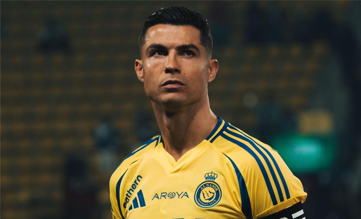 بطولات يوضح.. هل الوداد مهتم بضم كريستيانو رونالدو في كأس العالم للأندية؟