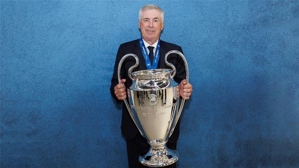 ريال مدريد يعلن رحيل أنشيلوتي عن تدريب الفريق.. ورسالة مؤثرة من الإيطالي