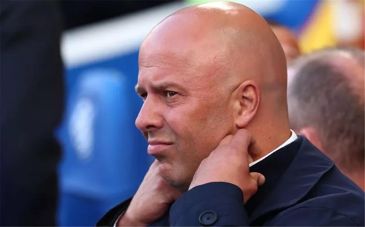 سلوت يكشف سبب اختياره تدريب ليفربول ويؤكد: أتمنى السير على خطى جوارديولا وكلوب
