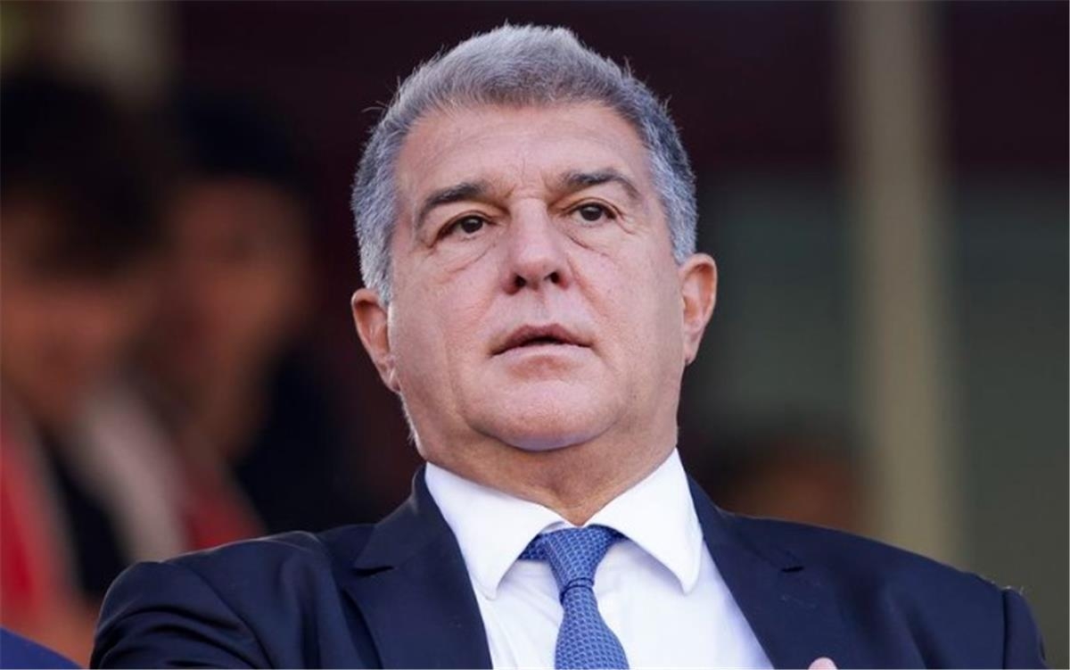 مستغلًا صفقة فيرتز.. برشلونة يسعى للتعاقد مع مهاجم ليفربول