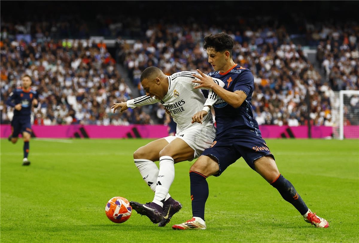 مبابي يقود ريال مدريد للفوز على سيلتا فيجو بثلاثية ومواصلة اللحاق بـ برشلونة