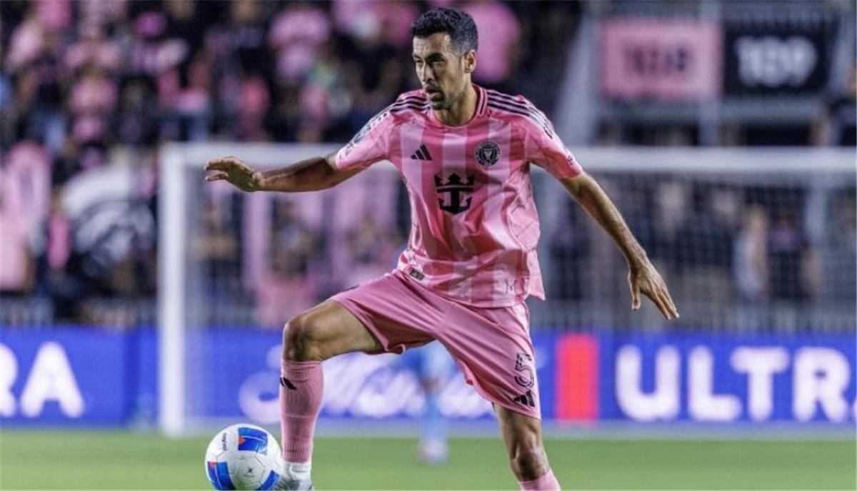 منافس الأهلي.. بوسكيتس يعترف: إنتر ميامي ليس بمستوى كأس العالم للاندية