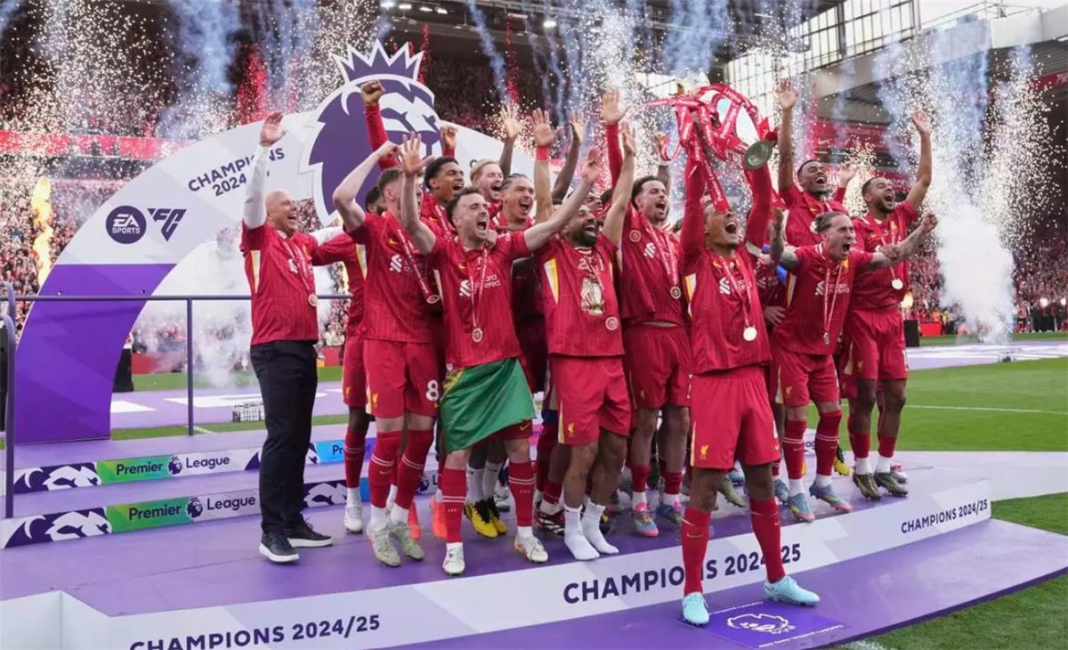 سكاي: برينتفورد يتوصل لاتفاق على ضم لاعب ليفربول