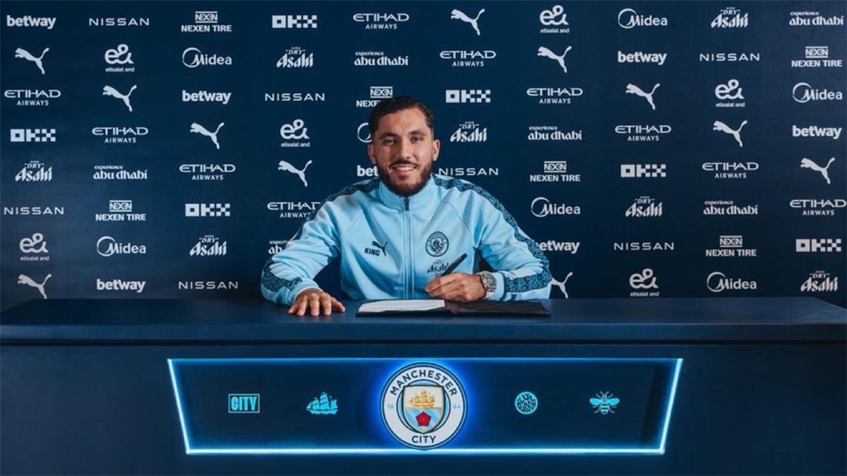 ريان شرقي عن المشاركة في كأس العالم للأندية: أريد رقمًا تاريخيًا مع مانشستر سيتي