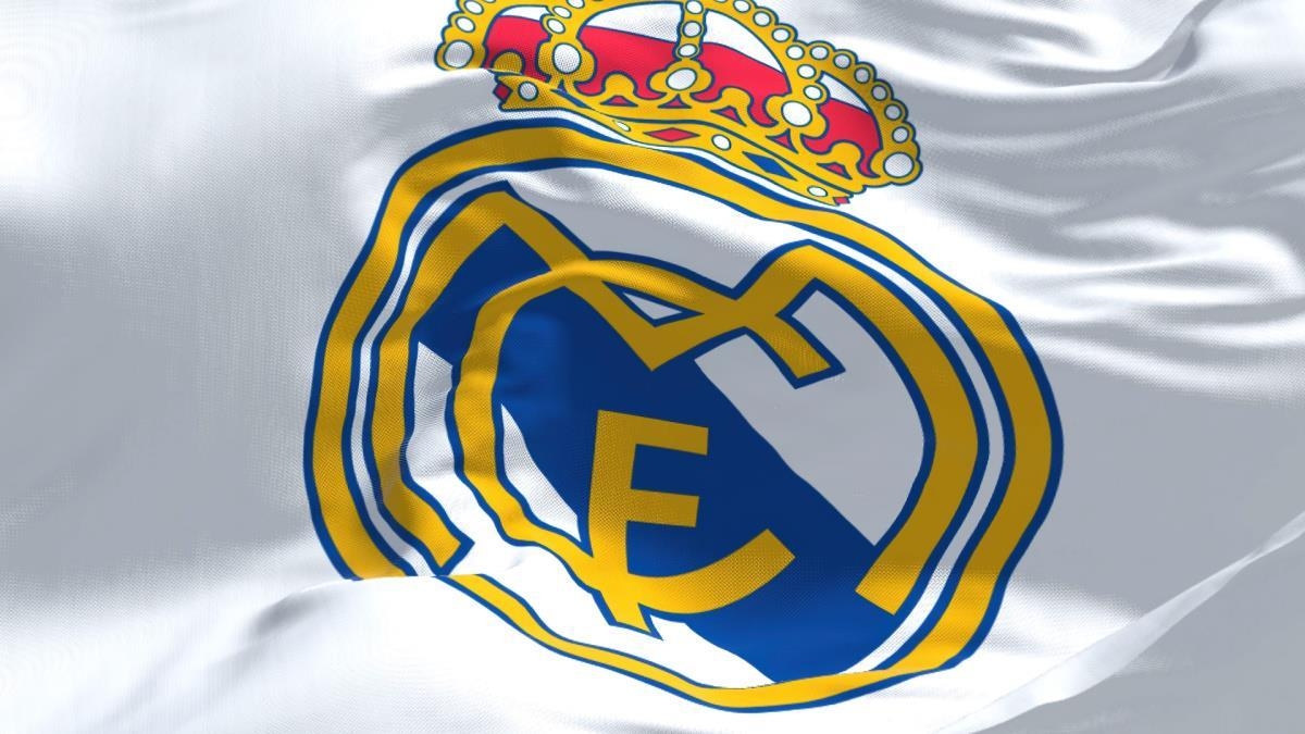 بسبب الصفقة الجديدة.. لاعب ريال مدريد صداع في رأس ألونسو