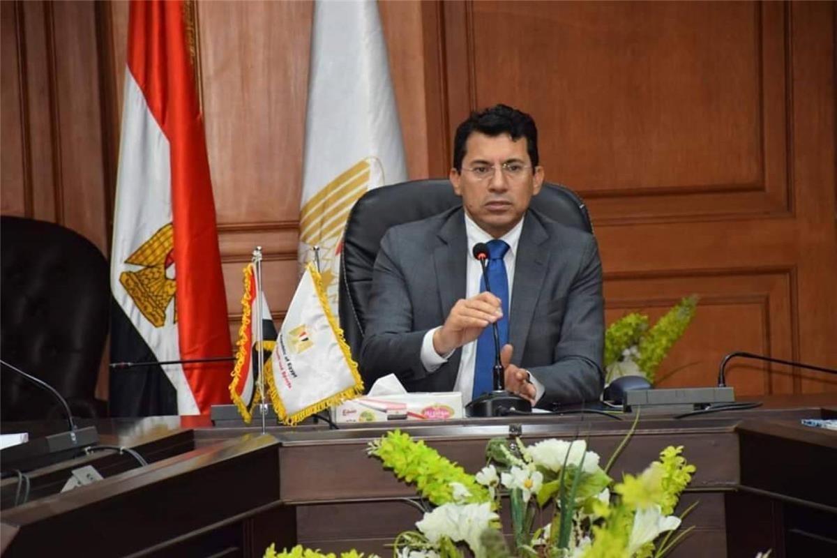 السيسي يوافق على طلب وزير الرياضة بشأن بطولة العالم لكرة اليد تحت 19 عامًا