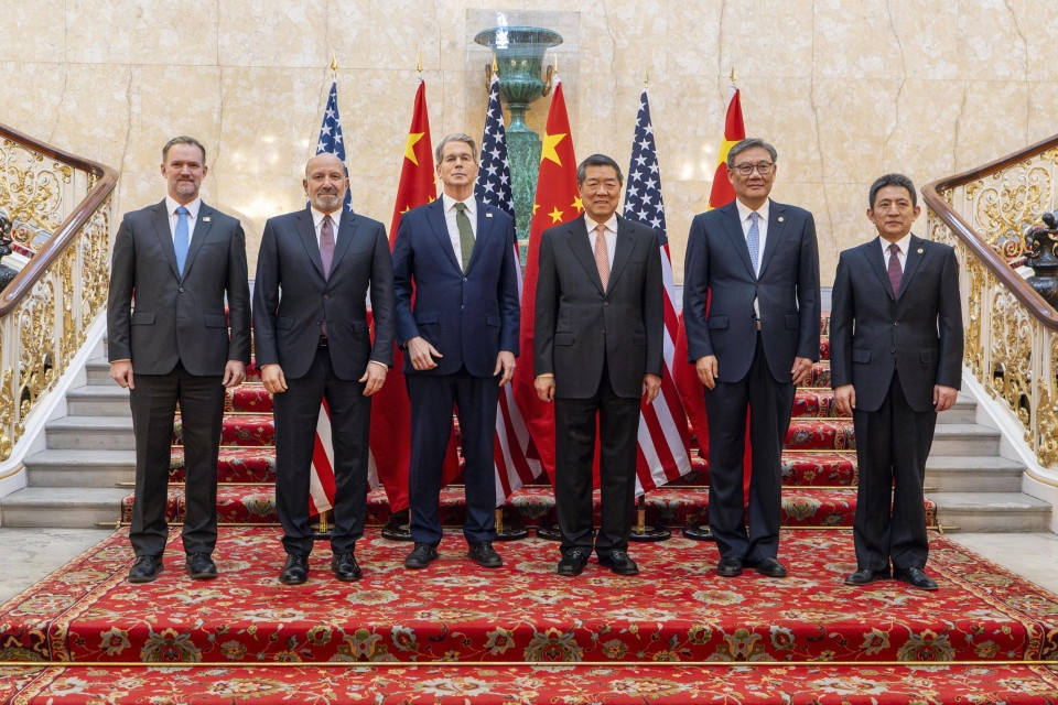 U.S., China agree on framework to implement Geneva trade accord