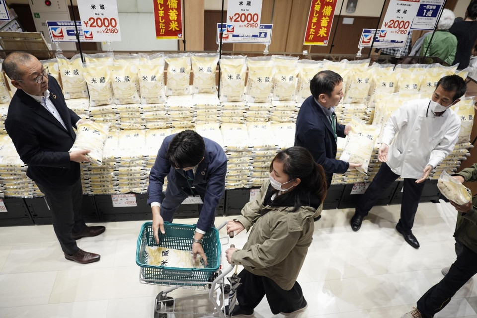 Japan's cheaper stockpiled rice starts hitting store shelves