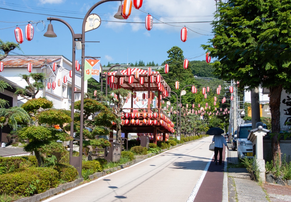 Gov't wants Japanese travelers to see more of their own backyard