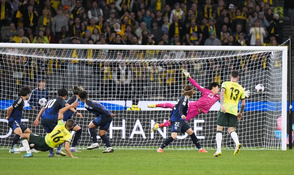 Football: Makeshift Japan fall late to Australia for 1st q'fiers loss