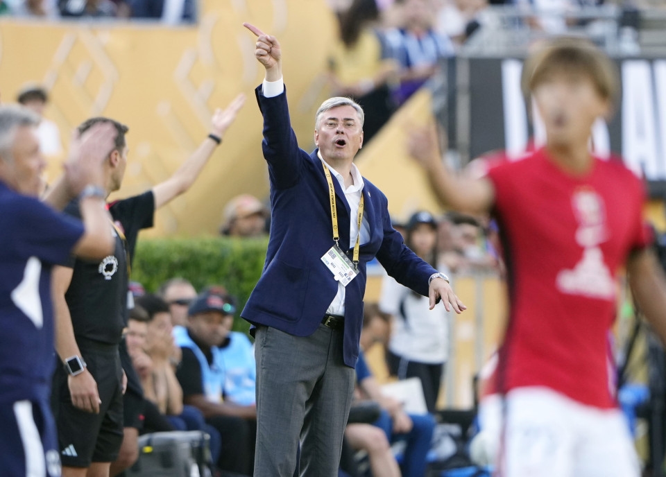 Football: Urawa lose 4-0 to Monterrey, end Club World Cup winless
