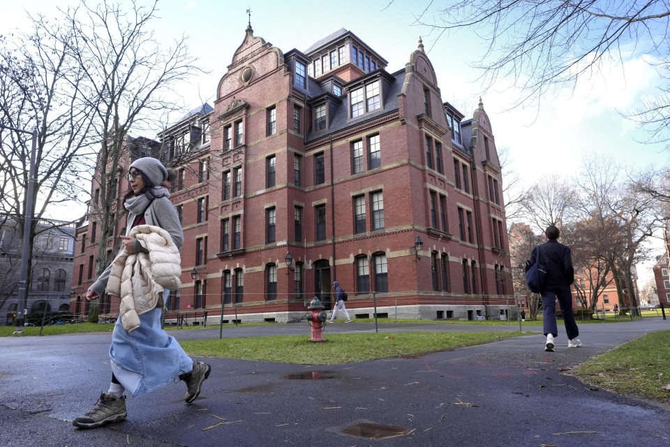 Japan to call on U.S. to minimize Harvard foreign student ban impact