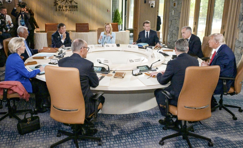 G7 leaders discuss global trade amid Trump tariff tensions