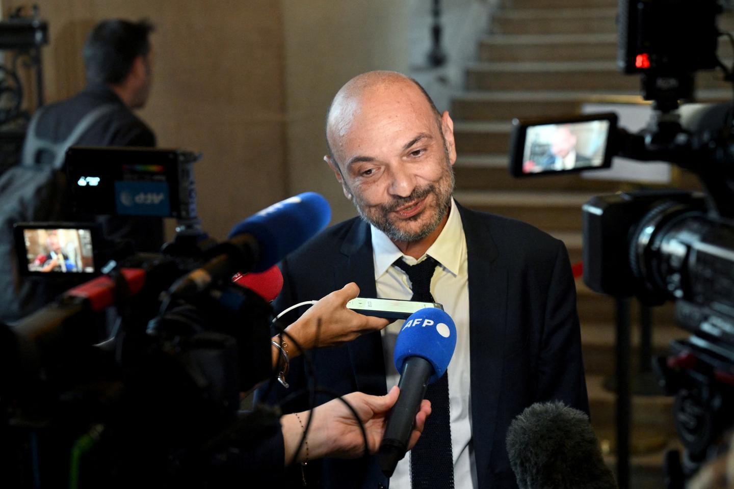 'Charlie Hebdo' files complaint over fake covers, blaming 'pro-Russian propaganda'