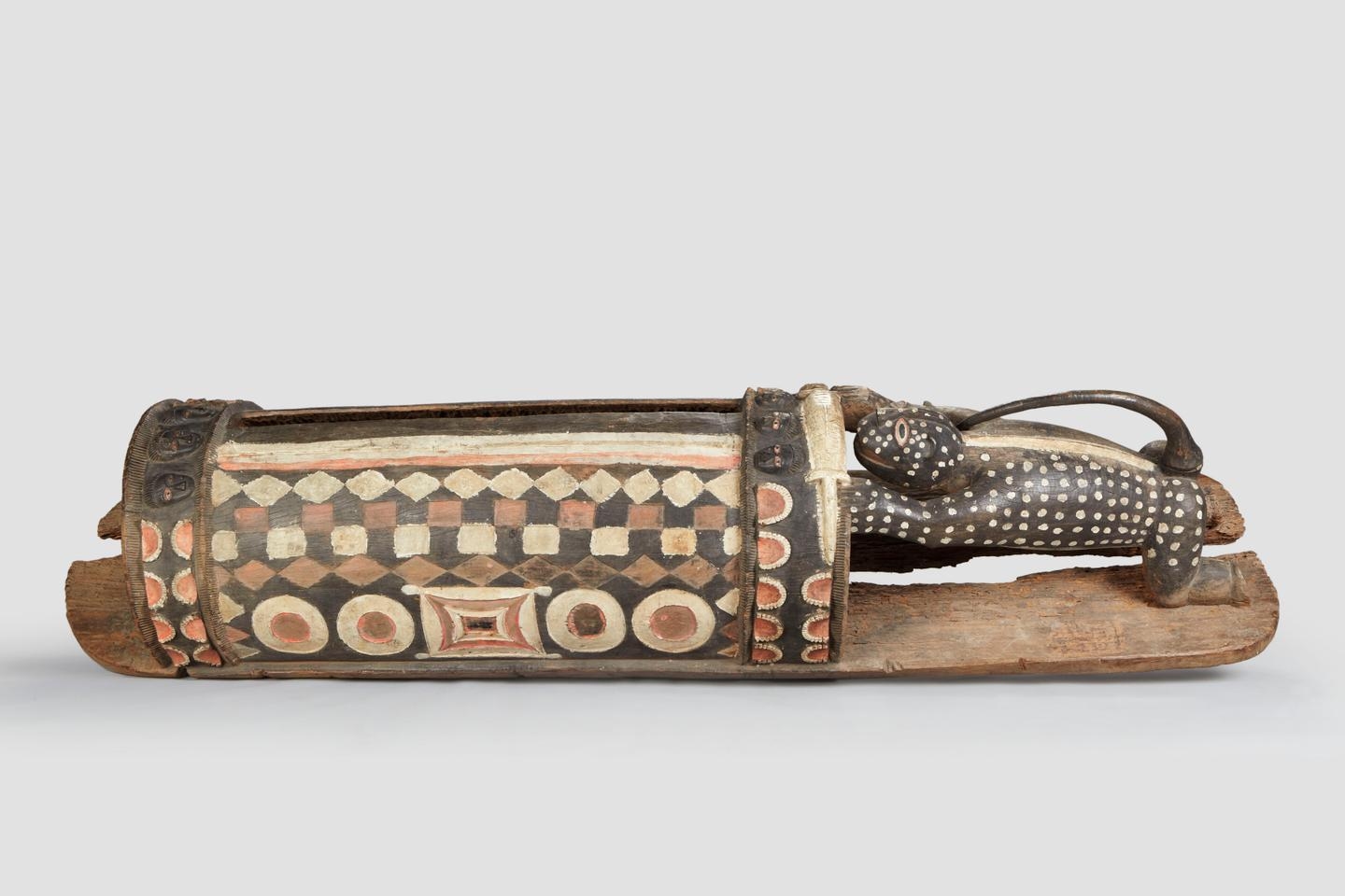 France MPs approved the returning of colonial-era 'talking drum' to Côte d'Ivoire