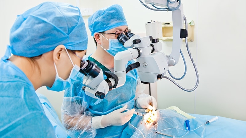 Study: Dropless Cataract Surgery Slashes Drug Costs