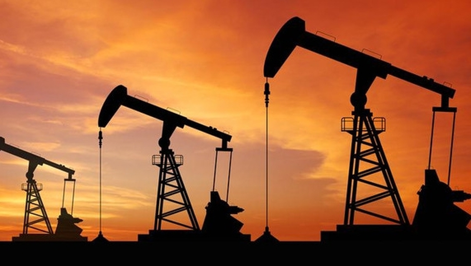Oil edges up but heads for weekly fall under supply pressure