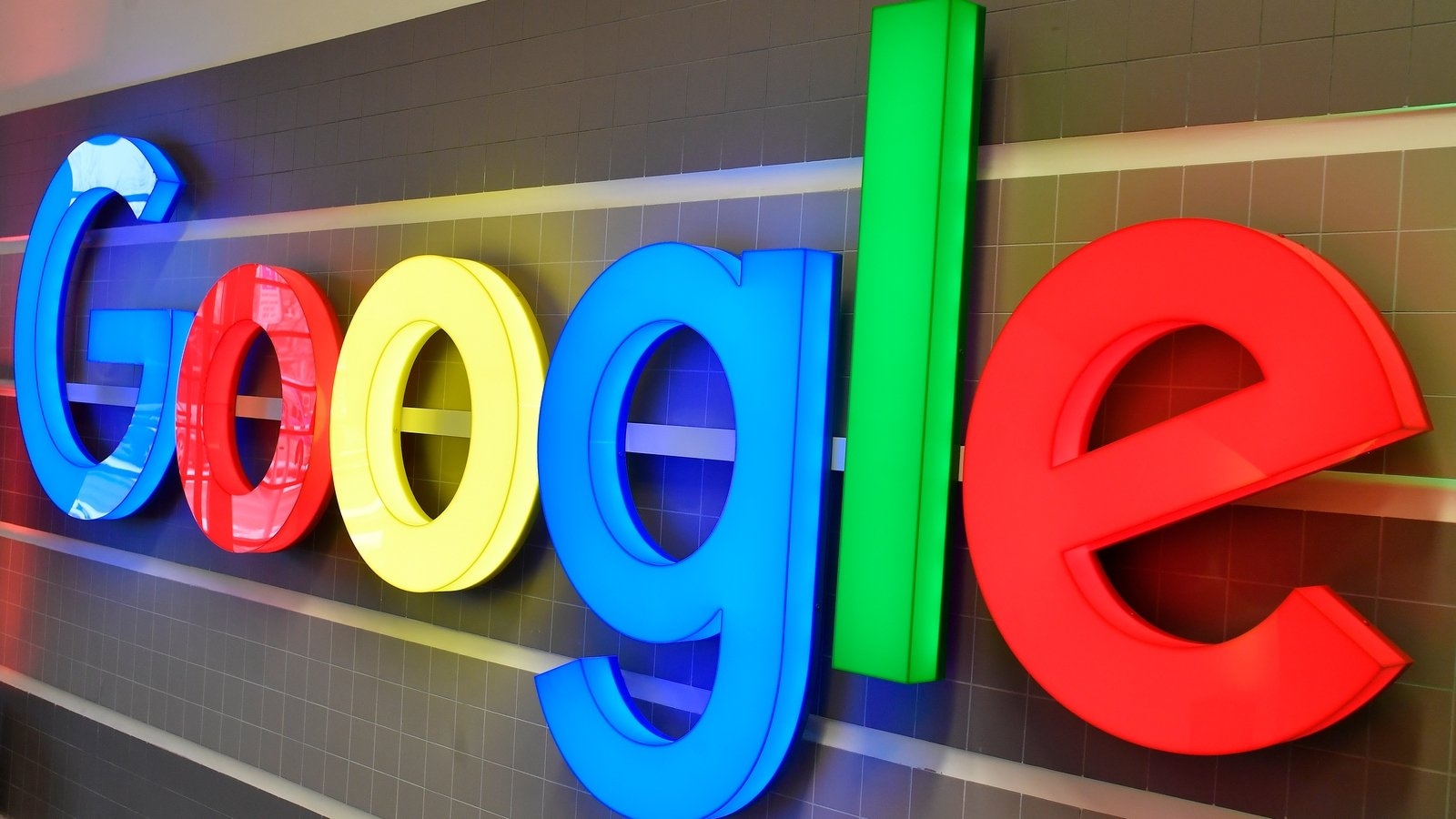 Google says deep AI investments powering ad sales