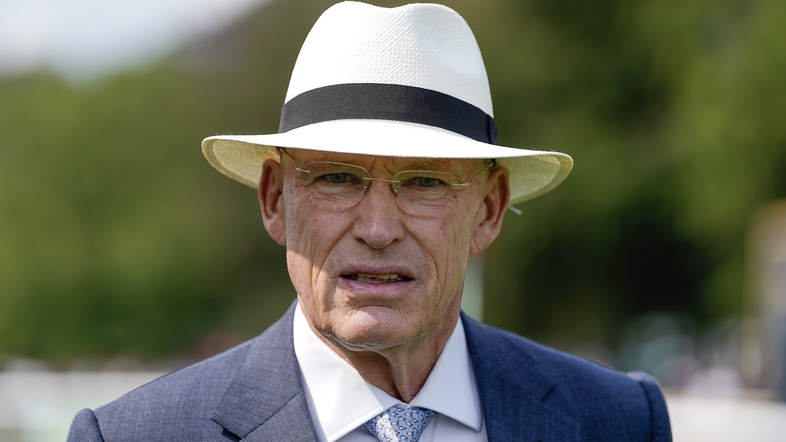 John Gosden wary of challengers to 2000 Guineas favourite Field Of Gold