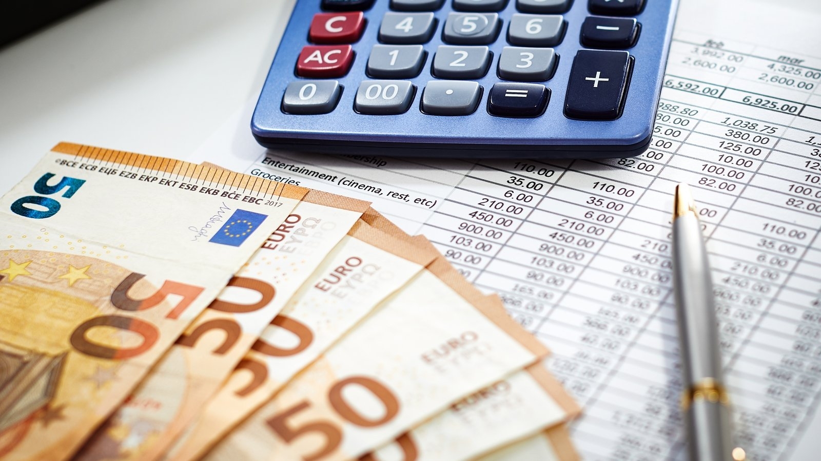 Businesses urged to avoid pay delays on European May Day