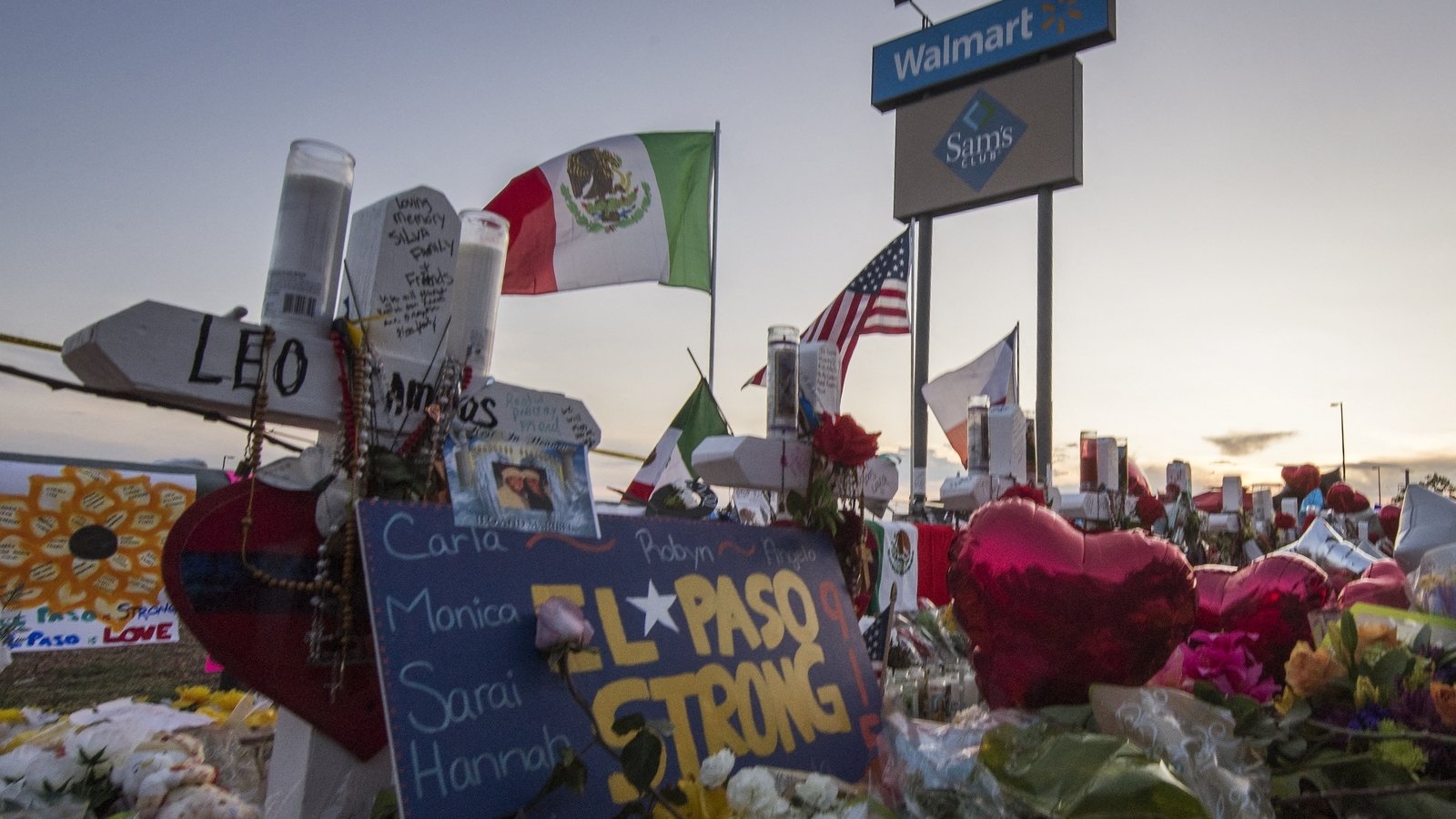 Gunman jailed for life over US supermarket massacre