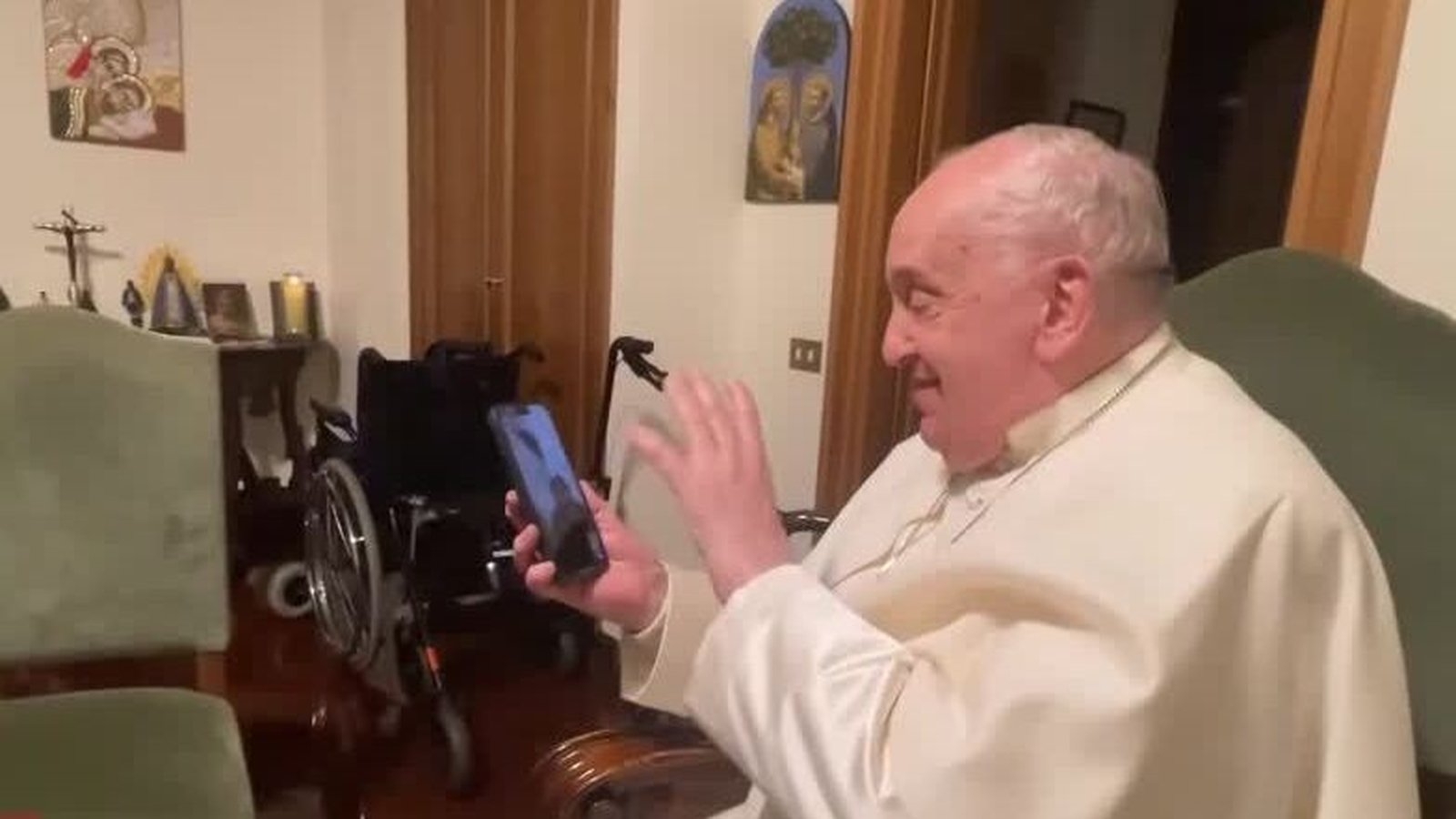Priest says Pope's calls to parish in Gaza were 'beautiful'