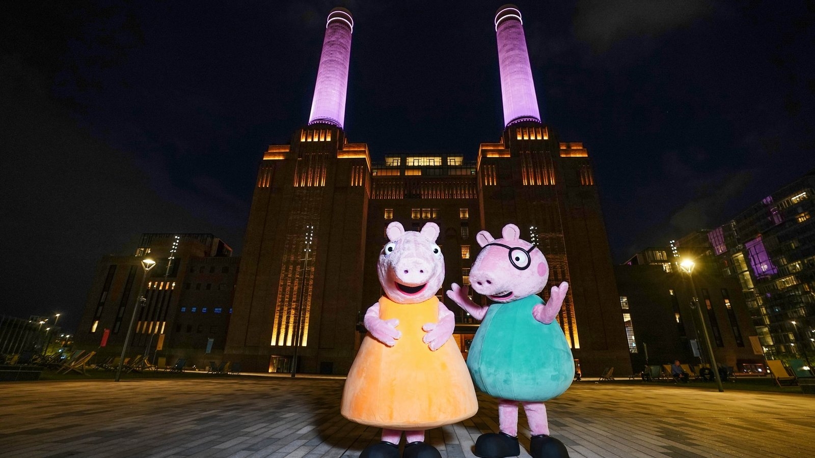 Cartoon character Peppa Pig celebrates the future arrival of her sibling at gender reveal party