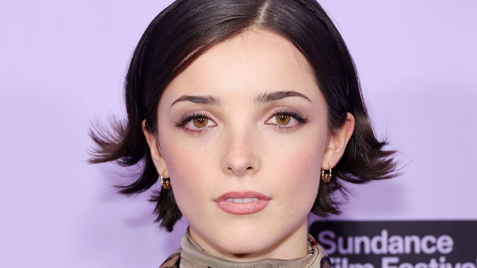 Kneecap star Jessica Reynolds becomes A Woman of Substance