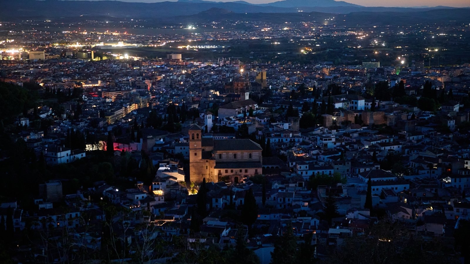 Three deaths in Spain linked to generator use amid outage