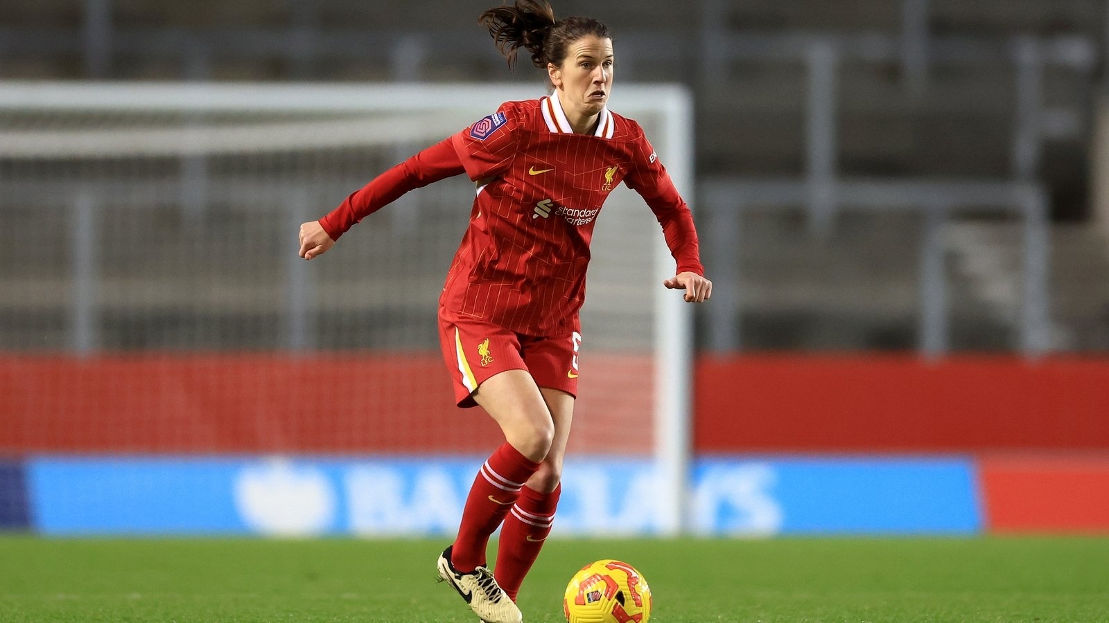 Liverpool captain Niamh Fahey to retire at the end of the season