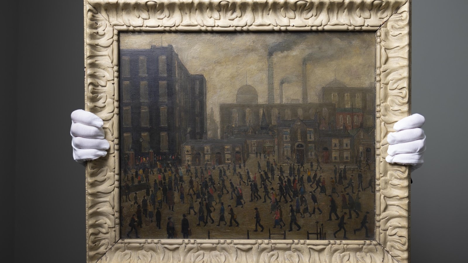 LS Lowry painting bought for £10 sells for more than £800,000