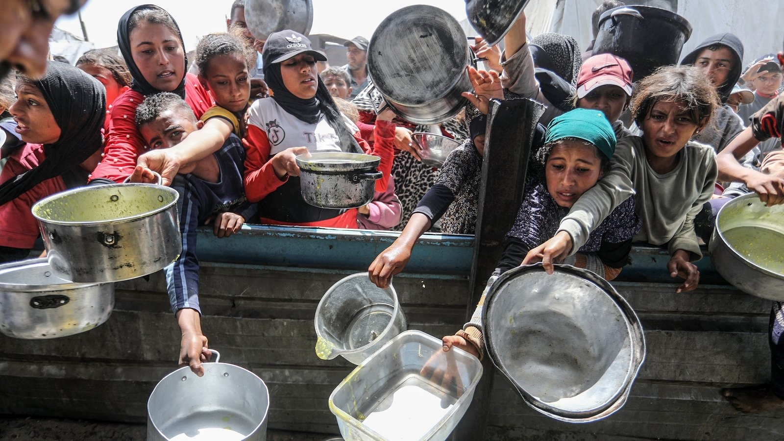 'We have nothing to give them,' says aid worker in Gaza