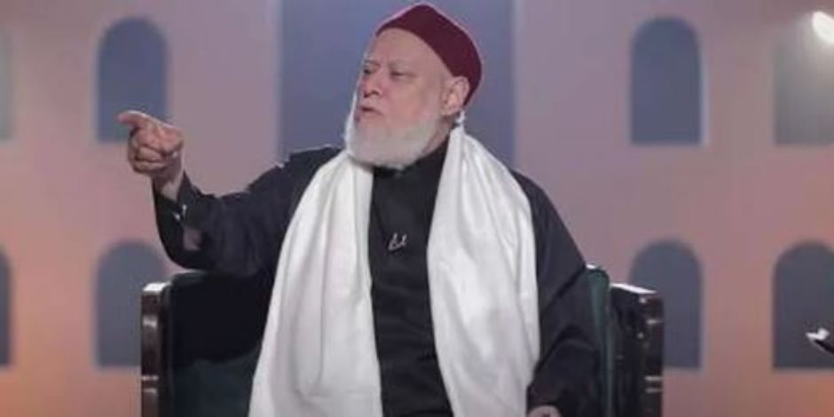 على جمعة: السوشيال ميديا حرمتنا من الشعور الإنسانى والوقت مبقاش فيه بركة