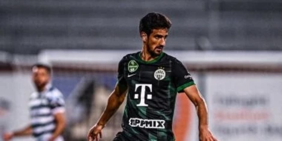 قبل إعلان انتقاله للنادى الأهلي.. محمد علي بن رمضان يجتاز كشفا طبيا فى المجر