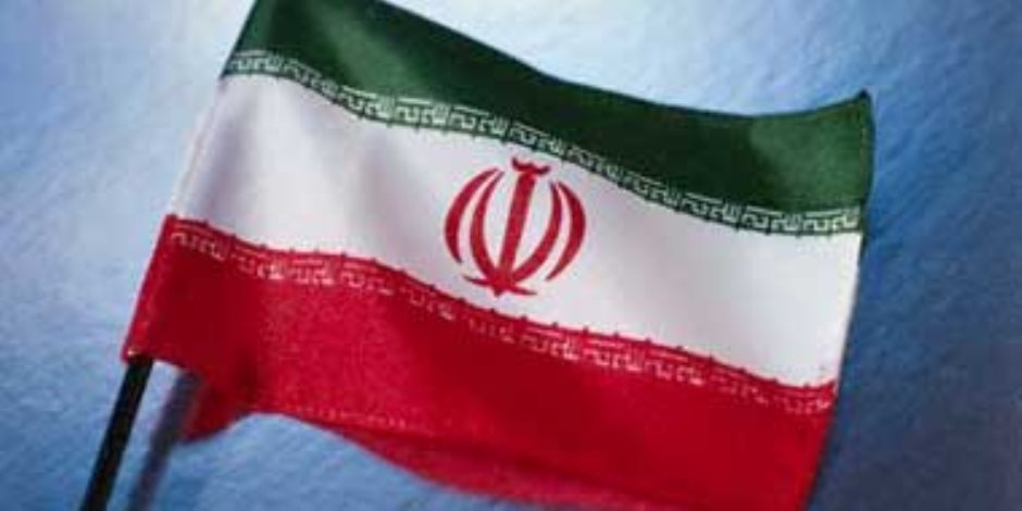 البرلمان الإيرانى يوافق على إغلاق مضيق هرمز