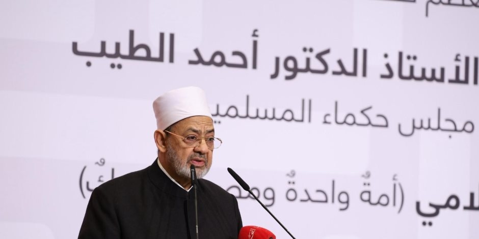 بالأسماء.. وكيل الأزهر يعلن أوائل القسم الأدبي بالشهادة الثانوية الأزهرية