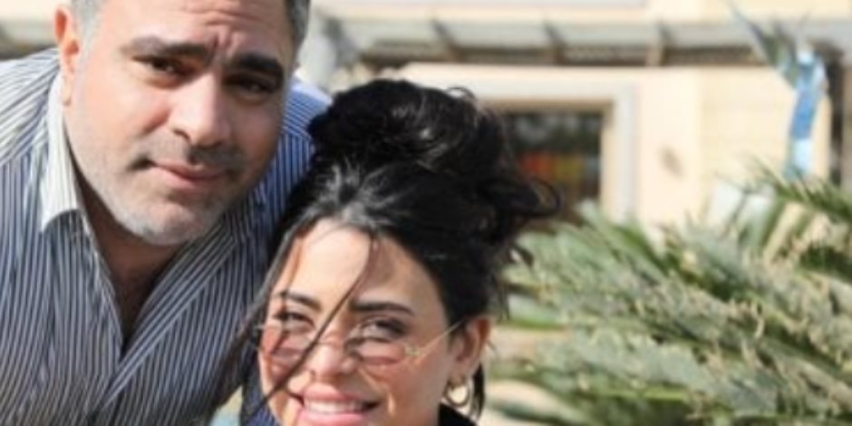 محمد شاهين وأسماء جلال في 4 أعمال فنية بعد رسائل الغزل بينهما.. ما الحكاية؟