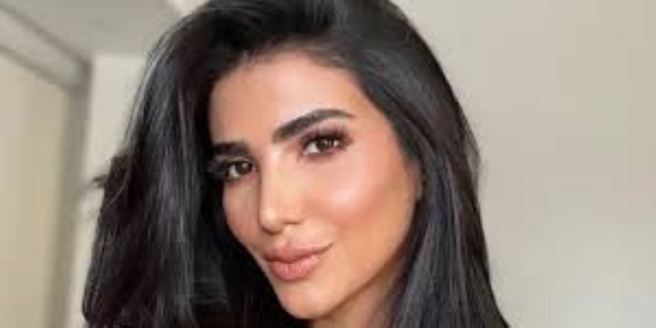 الفنانة ريم سامي ترزق بمولودها الاول "سيف "