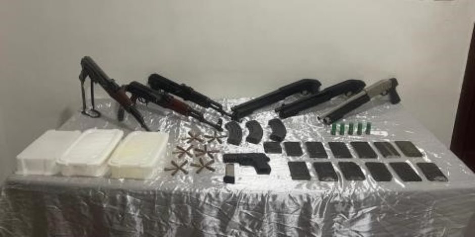 ضبط عددا من متجري المخدرات ومصرع 3 عناصر في تبادل إطلاق النيران بقنا