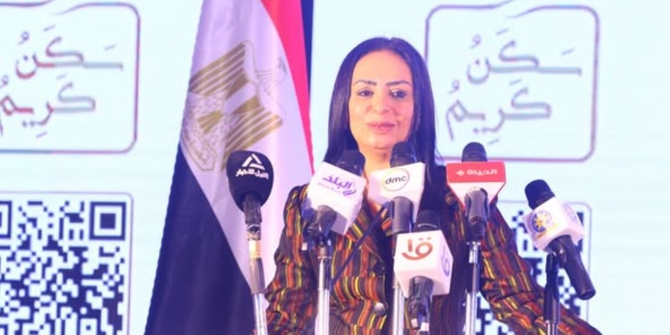 وزيرة التضامن تقود حملة تبرعات لمبادرة "سكن كريم" وتجمع 377 مليون جنيه