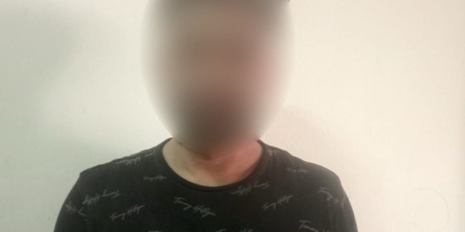 ضبط قائد سيارة نقل لقيامه بالإصطدام بسيارة أخرى بالقاهرة