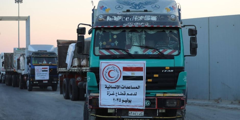 5 آلاف طن مساعدات لغزة ضمن حملة "زاد العِزة".. ومصر تُكثف الإنزال الجوي والجهود السياسية