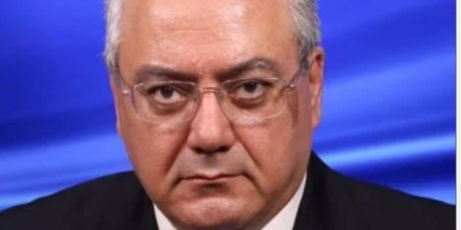 ماك شرقاوى: ترامب يضغط على الاتحاد الأوروبى لفرض الضرائب الجمركية