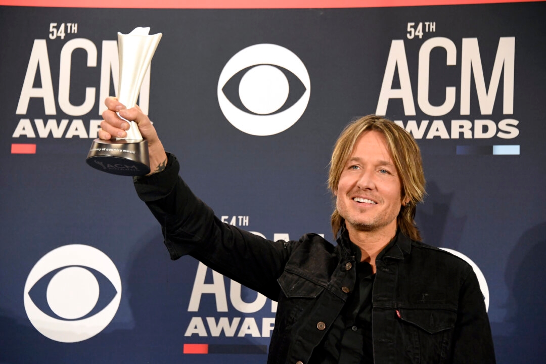Keith Urban on Sobriety: ‘One Day You're Gonna Come to a Crossroads and It'll Be the Final One'