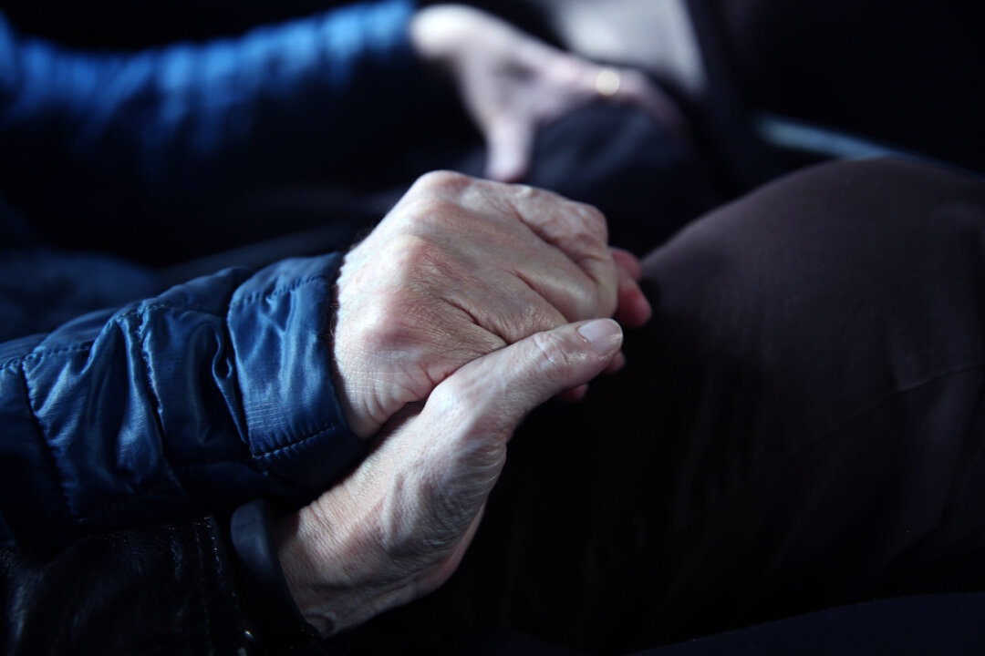 French Lawmakers Back Assisted Suicide Law